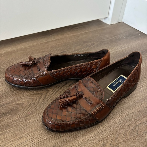 Men's Bragano by Cole Haan Loafers Dress Shoes Brown Woven Leather with Tassle - Picture 3 of 8